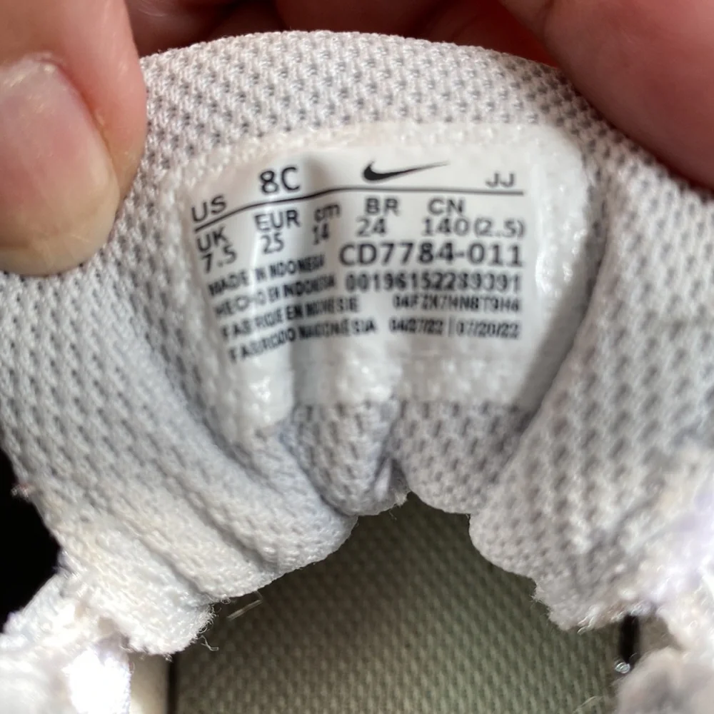 NIKE Toodler Unisex Nike Court Borough Mid 2 Mint Sneakers Size 8C/14 cm